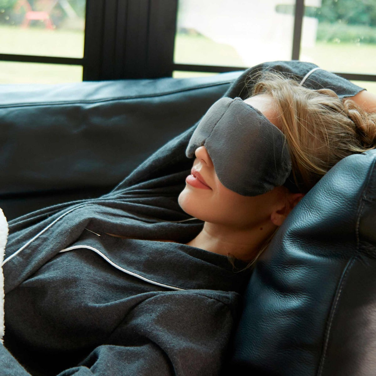 
              Polar Night Weighted eye mask